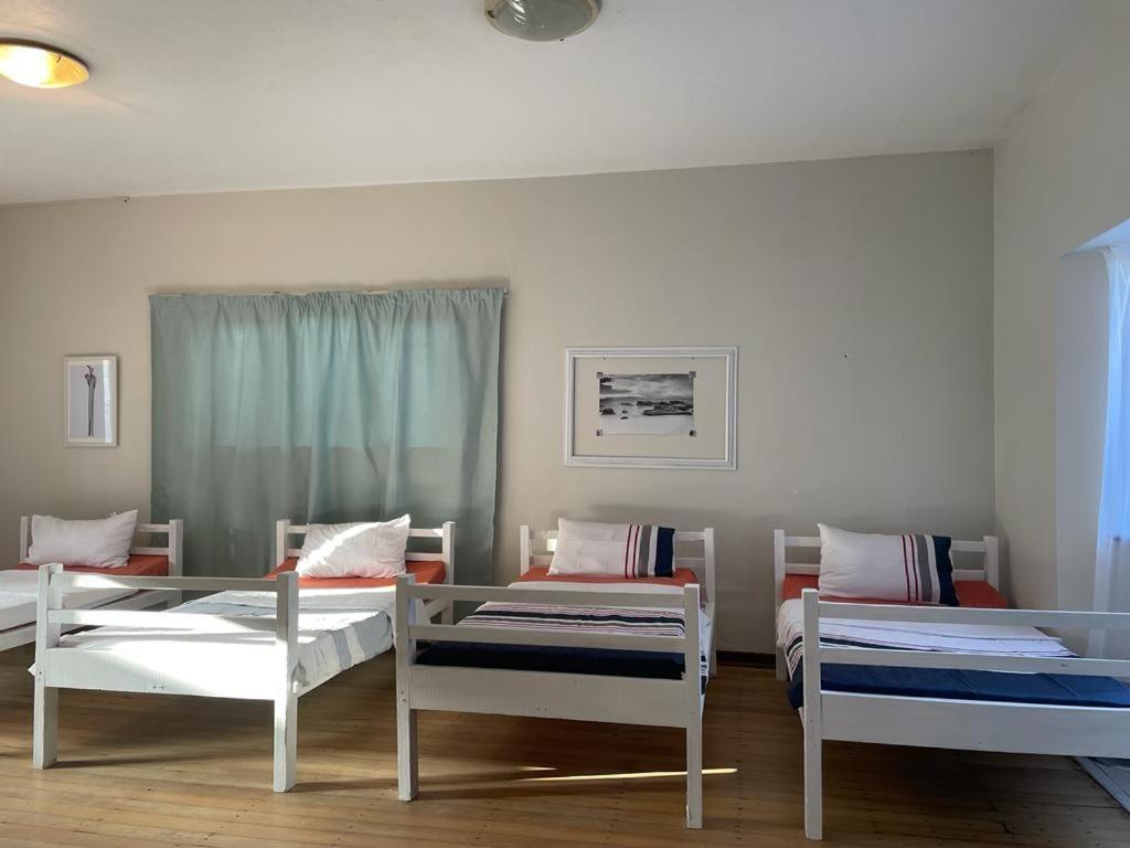 Coastwave Guest House Уолфиш-Бей Экстерьер фото